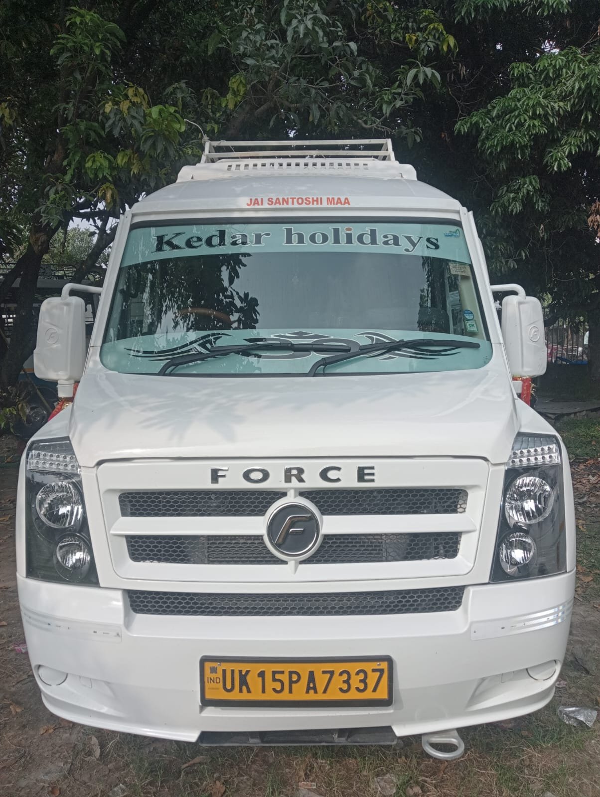 Tempo Traveller — Kedar Holidays fleet